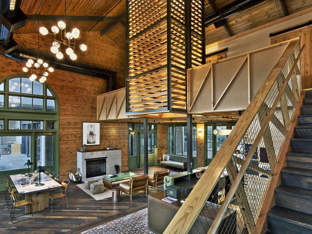 Cavalry Court, By Valencia Hotel Collection College Station Interieur foto