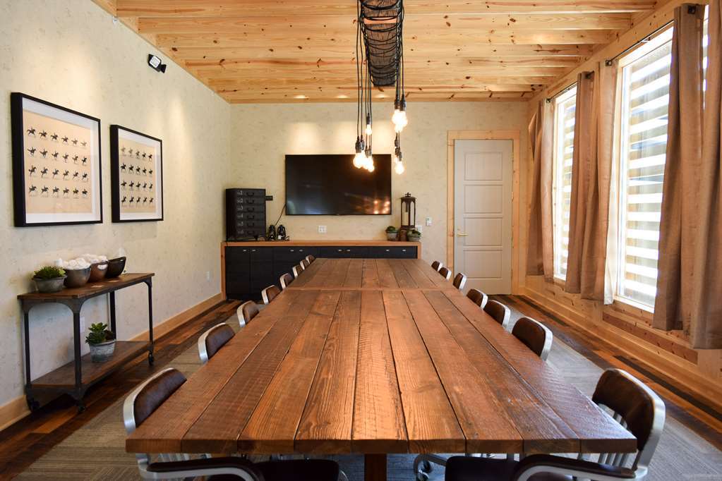 Cavalry Court, By Valencia Hotel Collection College Station Faciliteiten foto